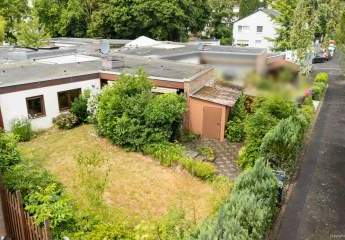 Pflegeleicht, praktisch, charmant – Bungalow mit Atrium, Garten & Garage in Bonn-Duisdorf