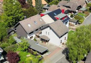 Doppeltes Wohnvergnügen in Wachtberg-Ließem: Zwei Häuser, unzählige Möglichkeiten!