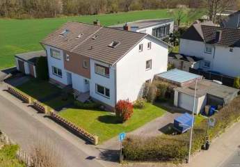 Viel Raum für Familie & Ideen - Charmantes Haus mit Garten in Bonn-Niederholtorf