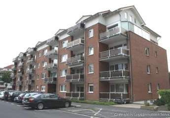 Charmantes Sonnen-Appartement mit Balkon und Tiefgaragenstellplatz in begehrter Rheinlage