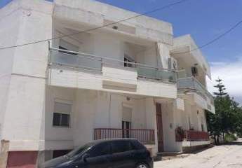 Süd Kreta, Mires Wohngebäude Wfl.380 m² 4 Wohnungen