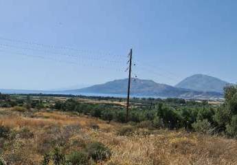 Traumhaftes Baugrundstück mit 360° Panoramablick auf das lybische Meer und den höchsten Berg Kretas, den Psiloritis