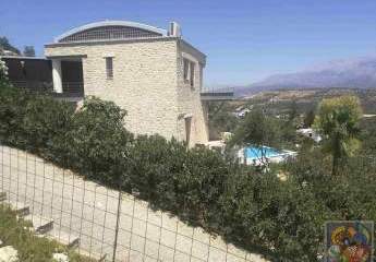 Kreta, Kamilari, neu gebaute Natursteinvilla mit priv. Pool