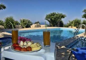 Kreta, Kalamaki, wunderschöne private Villa mit Meerblick auf grossem Grundstück
