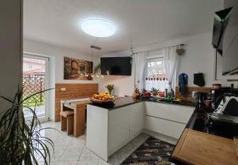 Großzügige Erdgeschosswohnung in Tacherting/Emertsham