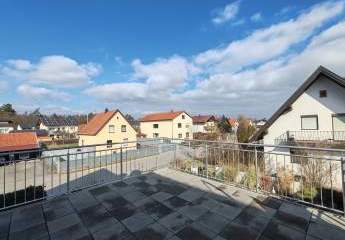 Schöne, helle 4 Zimmer Eigentumswohnung