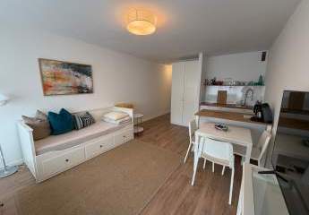 Helle, möblierte 1-Zimmer-Wohnung mit offener Küche