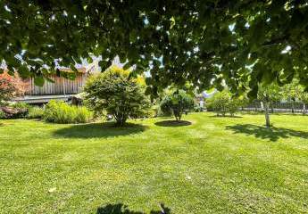 Platz an der Sonne-Baugrundstück in Bestlage von Zell am Moos – nur 3 Gehminuten zum Irrsee