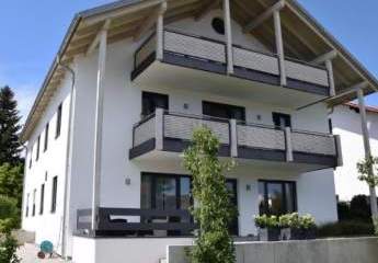 Vielseitiges Anwesen mit gewerblichem und privatem Anteil in Bad Birnbach