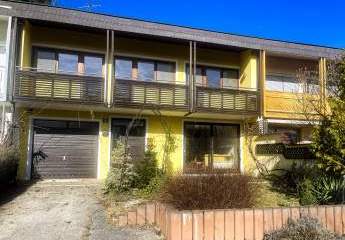 Großzügiges Reihenmittelhaus zum Sanieren in Oberndorf