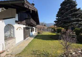 Sanierungsbedürftiges Einfamilienhaus / Zweifamilienhaus in Inzell-Gschwall