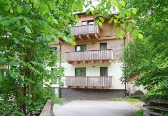 Moderne, neuwertige Ferienwohnung im Saalachtal zur tour. Vermietung!