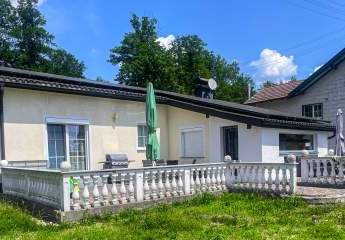 EINZIGARTIGER BUNGALOW – mit Wintergarten, Photovoltaik in Frankenburg am Hausruck