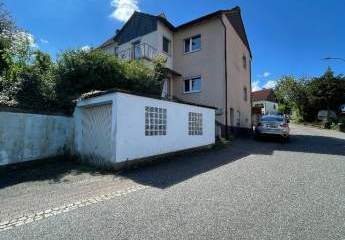 Gemütliches Einfamilienhaus mit Garten und Garage