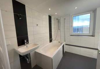 Ab sofort - 3-Zimmer-Whg. mit Kachelofen und TGL-Bad