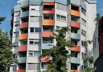 Kleines Apartment mit schöner Seesicht und zentraler Lage