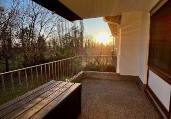 Sonnige Aussichten!  Obergeschosswohnung mit wunderschönem Balkon und Blick ins Grüne