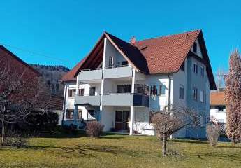 Gemütliche Dachgeschoss-Maisonettewohnung sucht neuen Eigentümer mit Herz für seine Mieter