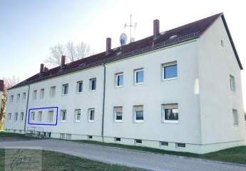 ***EINZIEHEN & WOHLFÜHLEN*** Helle, schicke 3-Raumwohnung mit Tageslichtbad und Wanne zu vermieten