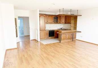 ***HELLE MAISONETTEWOHNUNG MIT BALKON*** individuellem Grundriss und Dachschrägen – Wohncharakter mit Flair in Riesa