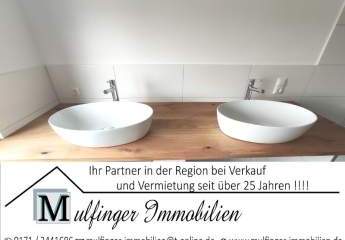 Neu saniertes Einfamilienhaus mit Garage, Garten, Wärmepumpe und Mieter–Strom