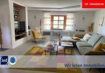 GELEGENHEIT
REPRÄSENTATIVE 5-ZIMMER
TERRASSEN WOHNUNG MIT WINTERGARTEN