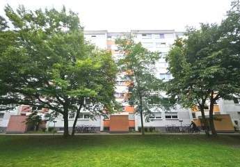 *** Charmante Balkonwohnung *** Praktisch ausgestattetes 2-Zimmer-Apartment im Herzen von Solln
