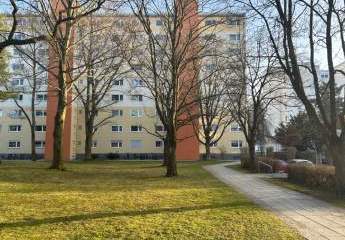 Charmante Etagenwohnung mit Süd-Balkon und TG-Stellplatz – München Hasenbergl