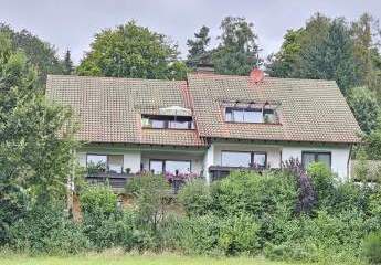 Wohnen & Leben im Luftkurort!
Angebot: Wohnung mit Balkon und Stellplatz
Ansehen|Erwerben|Wohlfühlen