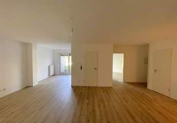 Solid, unconventionally designed 2-room terrace apartment in Wiesbaden Bierstadt with garage