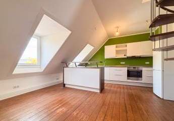 Perfekt für WG: 4-Zimmer-Altbauwohnung in Top-Lage über den Dächern Wiesbadens + Dachmansarde