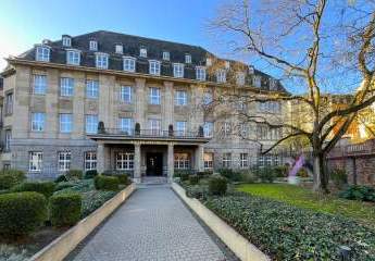 Wiesbaden: Perfekte 2 Zi-Kapitalanlage! Herrschaftliches Wohnen i. d. Kaiser-Friedrich-Residenz!