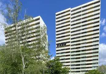 Hochheim Skyline:
3-Zimmer; 96 m²; überdachte Terrasse; toller Fernblick; seniorengeeignet!