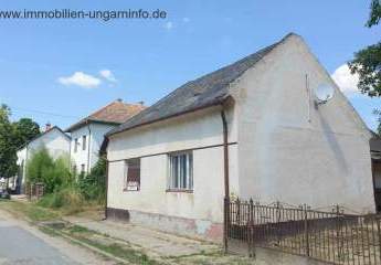 Einfamilienhaus zu verkaufen in einem kleinen Dorf 15 km vom Plattensee entfernt