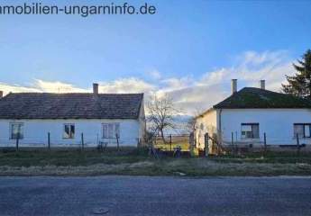 2 Häuser auf einem Grundstück im Balatongebiet