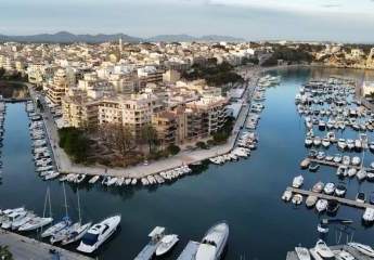 Traumhafte Wohnung mit Hafenblick in Porto Cristo, Mallorca