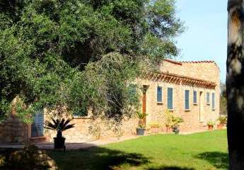Exklusive Natursteinfinca mit Ferienlizenz in Canyamel - Mallorca
