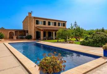 Mallorquinische Luxus-Finca mit Gästehaus und Pool