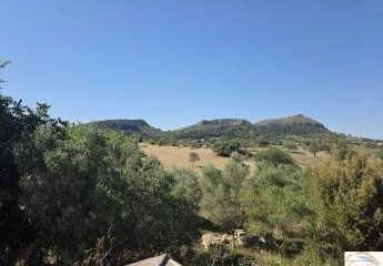 Exklusive Naturfinca mit spektakulärem Bergpanorama und einzigartigem Baupotenzial nahe Sant Llorenç des Cardassar