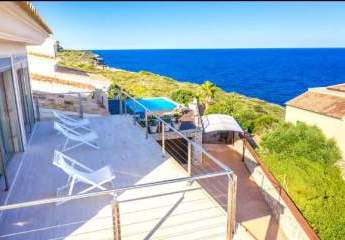 Mediterrane Luxusvilla in erster Meereslinie mit ETV-Lizenz, Pool und spektakulärem Meerblick in Cala Magrana