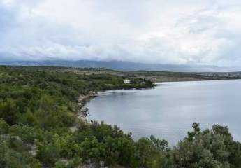 Baugrundstück direkt am Meer bei Posedarje, Region Zadar