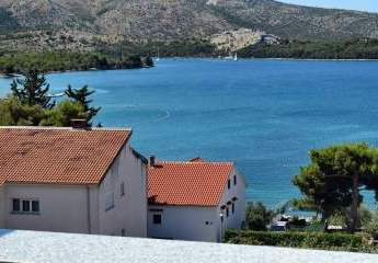 Neue Villa mit Panorama-Meerblick, Region Sibenik