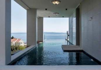 Moderne Luxusvilla mit Panorama-Meerblick und Pool, Region Makarska