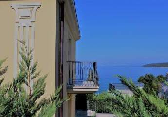 Villa im mediterranen Stil in der Nähe zum Meer