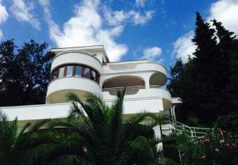 Villa mit Panorama-Meerblick