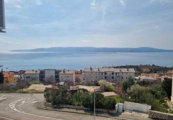 Wohnung mit Balkon und schönem Meerblick