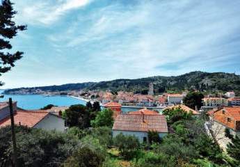 Haus in sehr attraktiver Lage mit schönem Meerblick