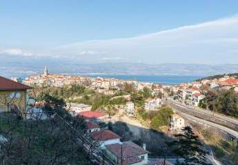 Möblierte Wohnung mit traumhaftem Panoramablick auf das Meer