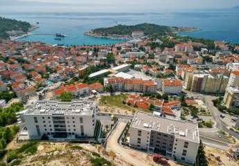 Schickes Appartement im 1. OG mit Meerblick, Makarska