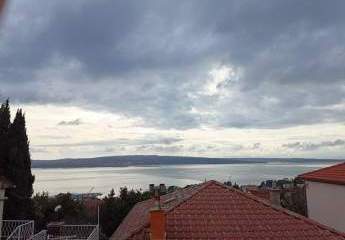 Doppelhaushälfte mit 2 Wohneinheiten und Meerblick, Crikvenica